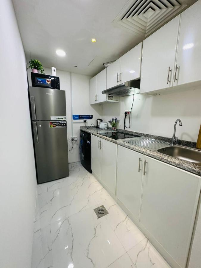 Dsv Property Абу Даби Екстериор снимка
