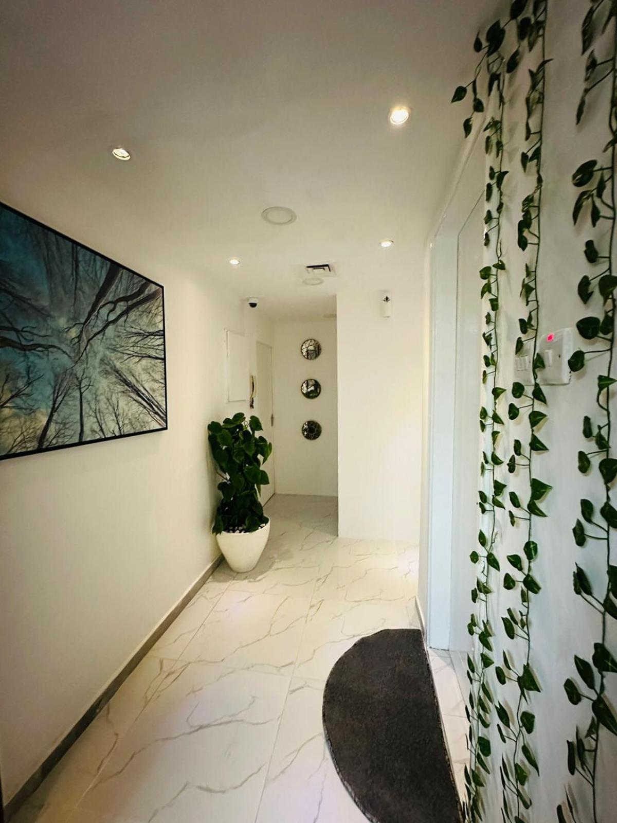 Dsv Property Абу Даби Екстериор снимка